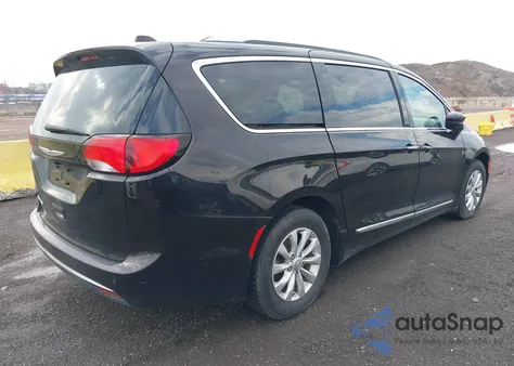 2018 Chrysler Pacifica Touring L from USA, damaged, VIN 2C4RC1BG2JR142064